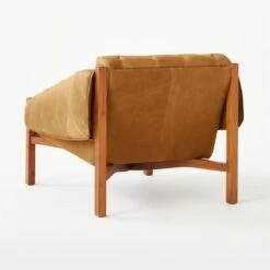 Abruzzo Brown Leather Tufted Chair -Cb2 AbruzzoTftdBrnLthrChair3QBSSS21