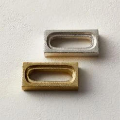 Barre Silver Napkin Rings Set Of 8 -Cb2 BarreNapkinRingGroupFHF21 1