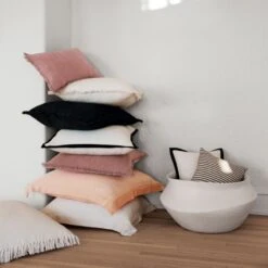 Eyelash Ivory Linen Throw Pillow With Feather-Down Insert 20" -Cb2 EyelashPillowAG21 1x1