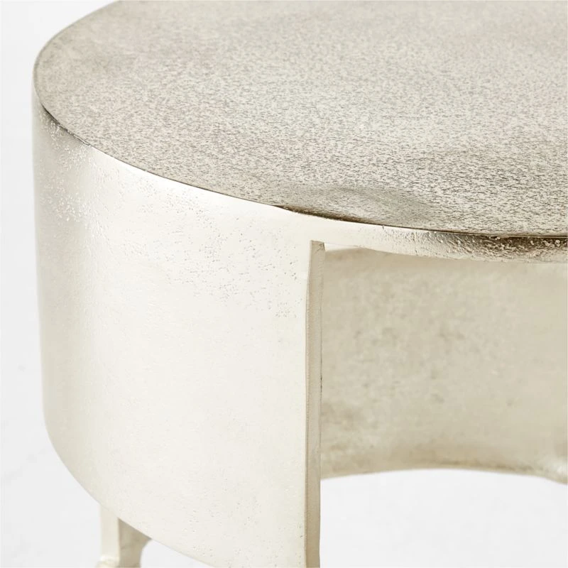 Jalousie Round Silver Cast Aluminum Side Table 8 Jalousie Round Silver Cast Aluminum Side Table - Image 8