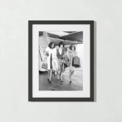 'Side Supremes' Photographic Print In Black Frame 17.5"x21.5"