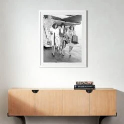 'Side Supremes' Photographic Print In Black Frame 17.5"x21.5" -Cb2 SESupremesWht39p5x28p5S22 3D