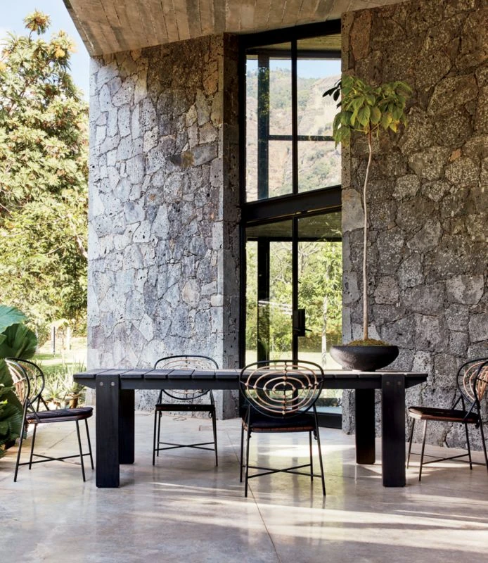 Sarno Outdoor Table 4 Sarno Outdoor Table - Image 4