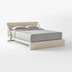 Sojourn Ogo Ivory Boucle Queen Bed -Cb2 SoujournOgoNatQBed3QSSF21