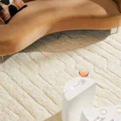 Transition Turkish Silk Throw Pillow With Down-Alternative Insert 23" 11 Transition Turkish Silk Throw Pillow With Down-Alternative Insert 23" -Cb2 VidaRugMarqueePCS23